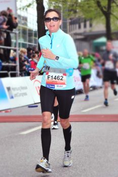 Hamburg Marathon April 2017
Zeit 3:39,09